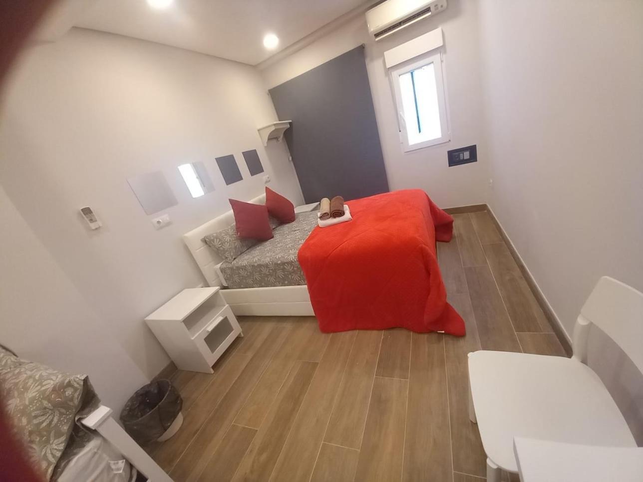 Apartmán Plaza Pedro Zerolo Madrid Exteriér fotografie